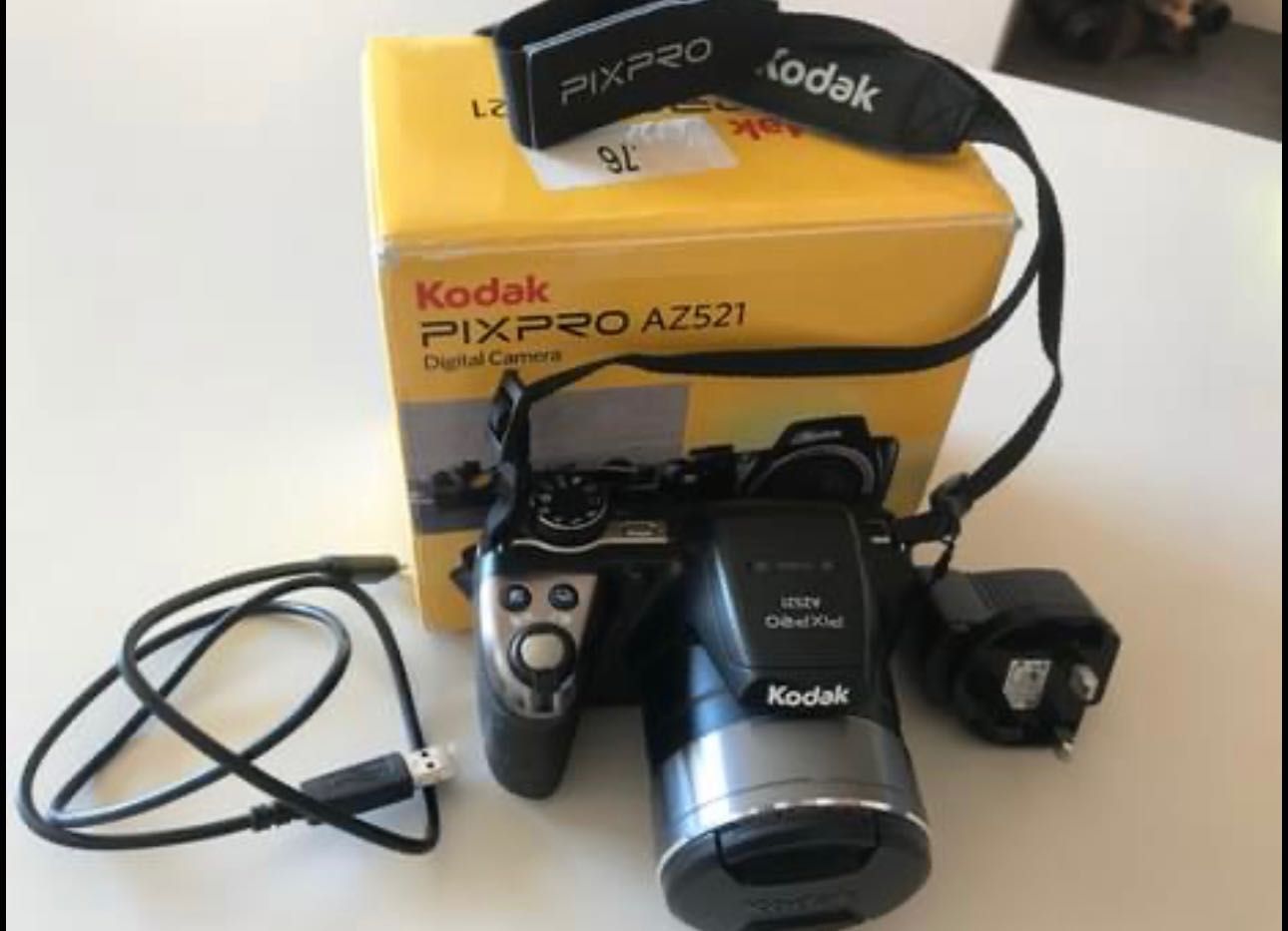 Фотоапарат Kodak AZ521