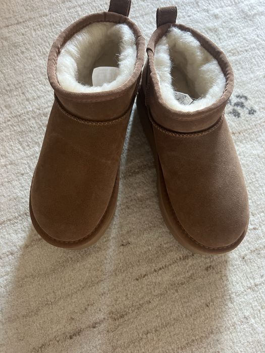 Чисто нови Боти UGG