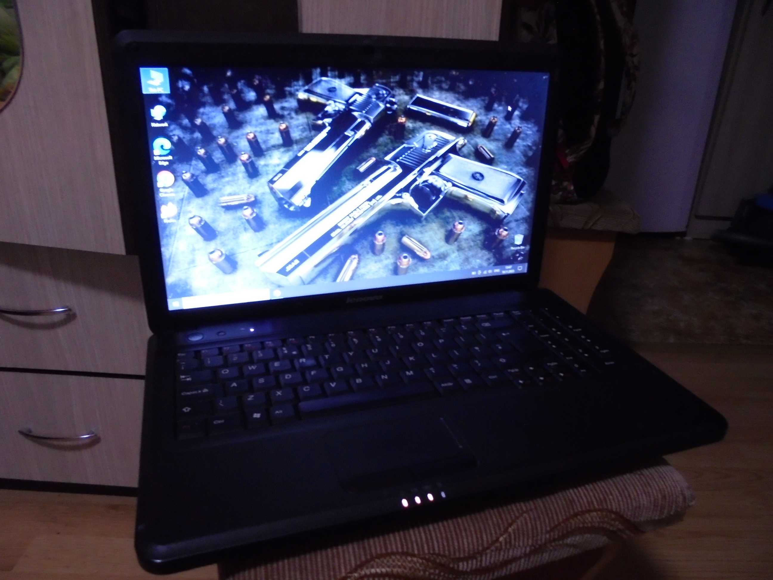 Laptop LENOVO-G550,Impecabil,Perfect functional,Pret-600 de Lei.