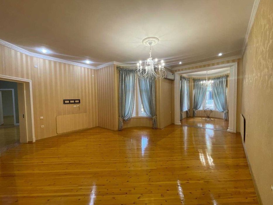 Сдается в аренду Дом под Офис Район: Яккасарай Ор-р: гостиница Россия