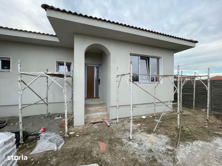 Duplex - 3 camere - 126.000€ - pozitie excelenta - Mosnita Veche