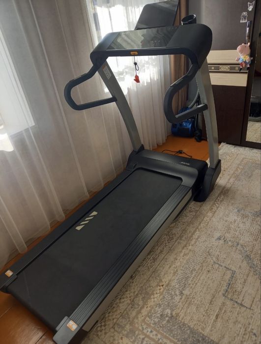 Продам беговую дорожку