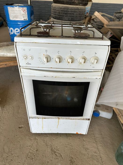 Газовая плита с хорошем состояний
