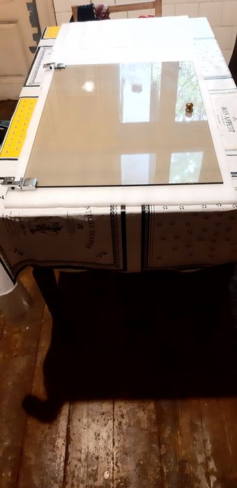 Стъклени вратички  за  шкаф секция