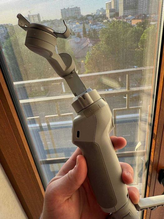 Стабилизатор DJI Osmo Mobile SE 4 (OM4)