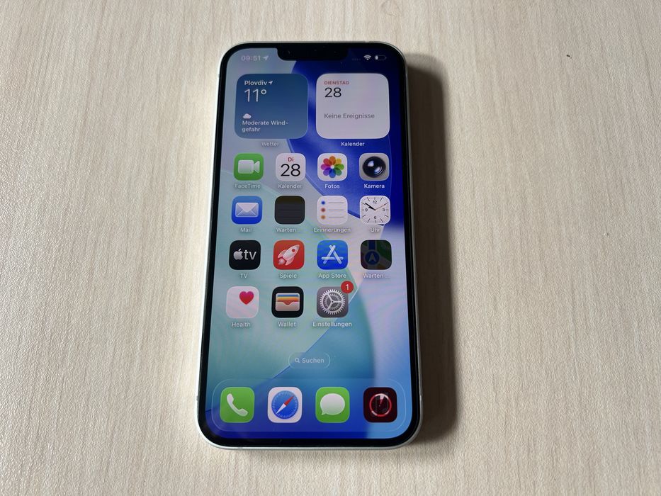 Продавам Apple iPhone 16e 128GB