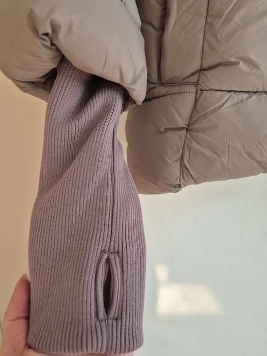 Дамско яке с качулка