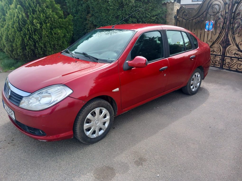 Renault Clio simbol talia 2009