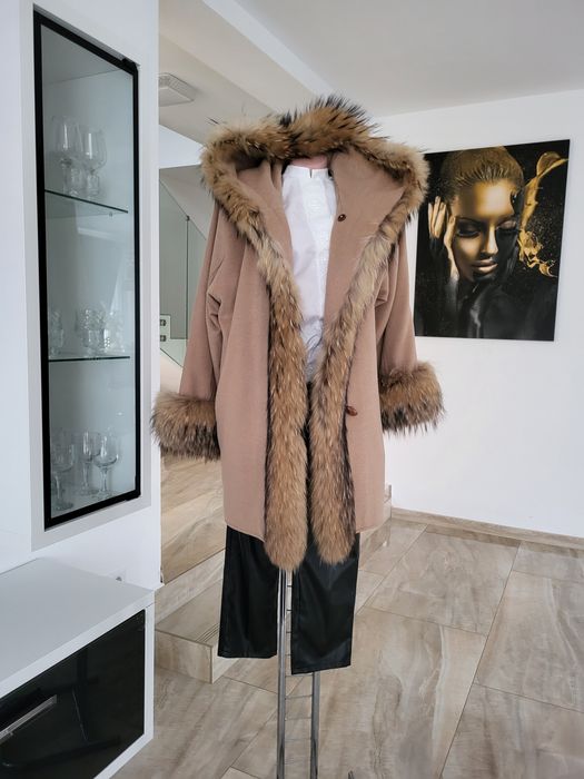 Paltoan Alpaca blana naturala