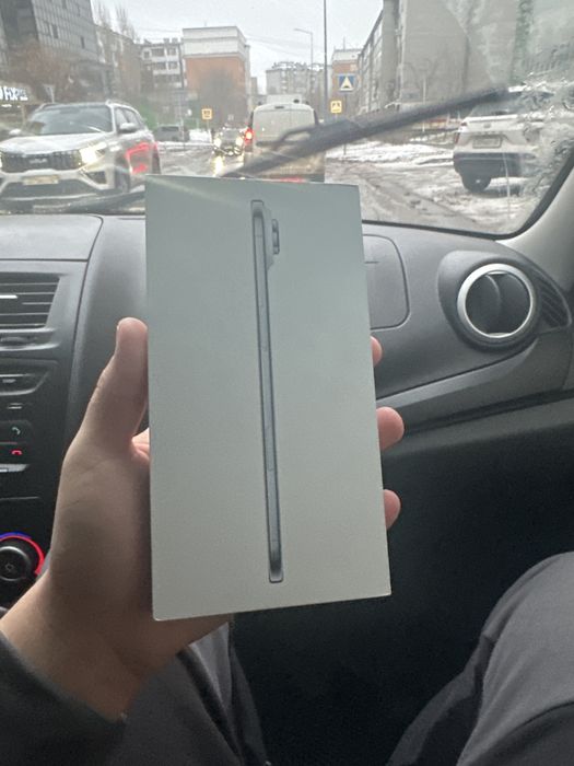 17 air 256Gb New eSim