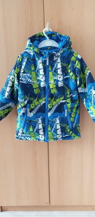 Продам демисезонную куртку