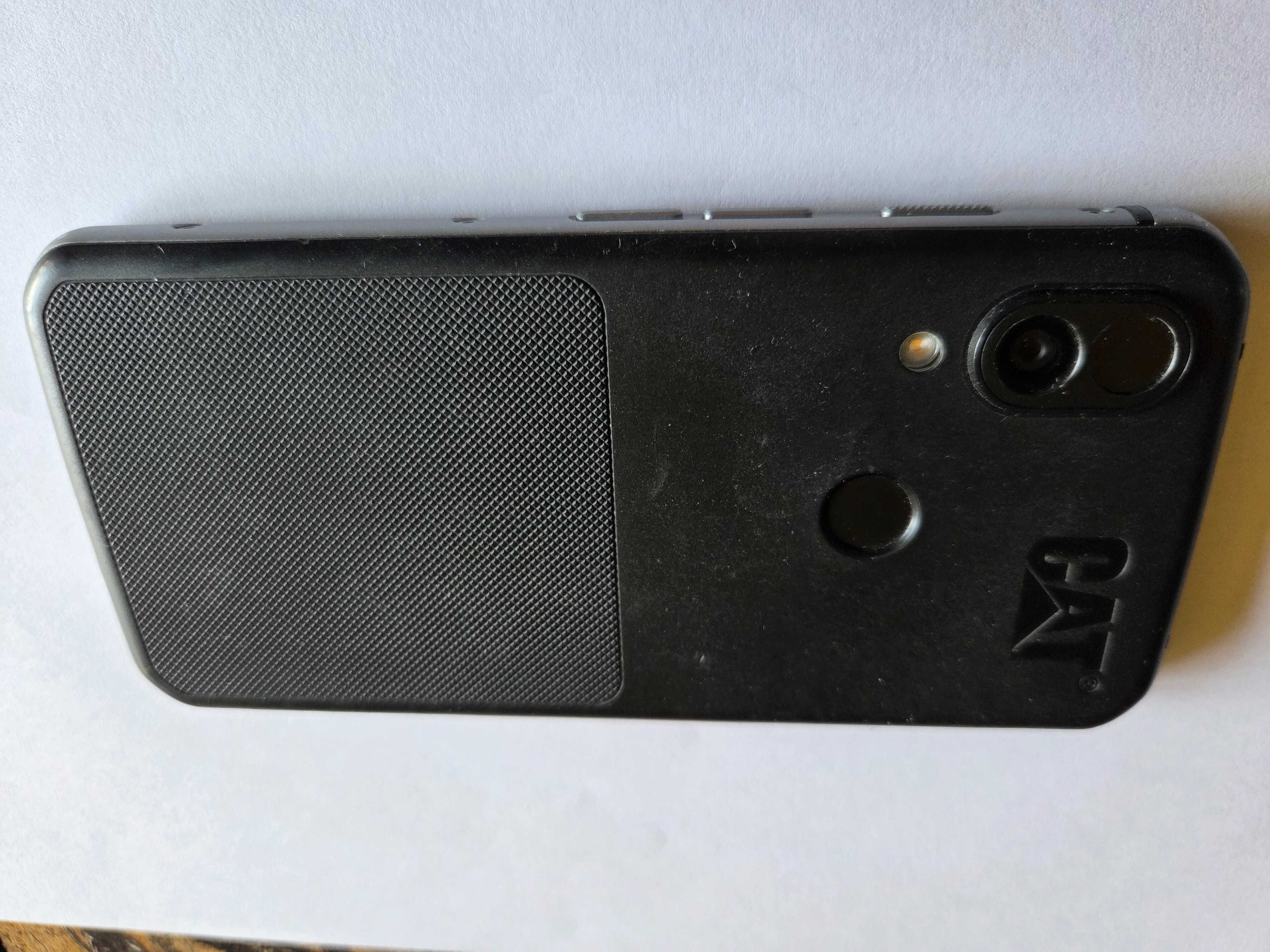 Продавам телефон CAT S62 Pro