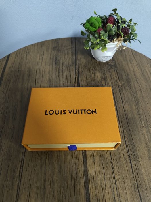 Louis Vuitton Slim кожена гривна