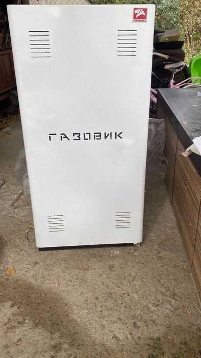 Отопительный котел Газовик продам