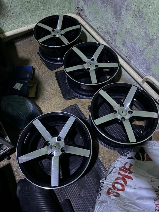 Продам титановые диски Vossen