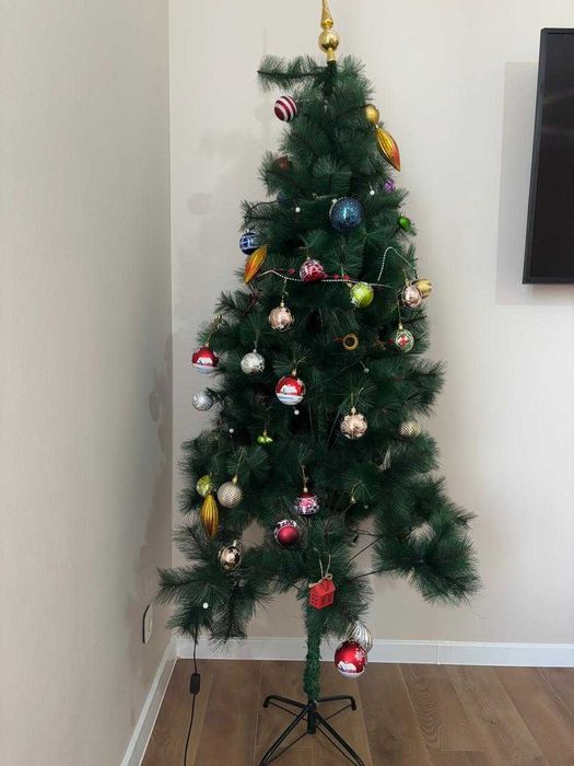 Елка искусственая