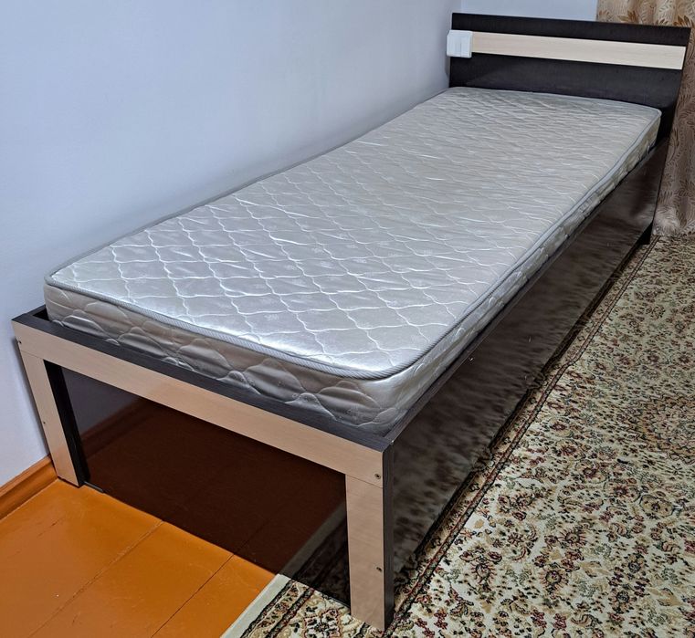 Односпальная кровать