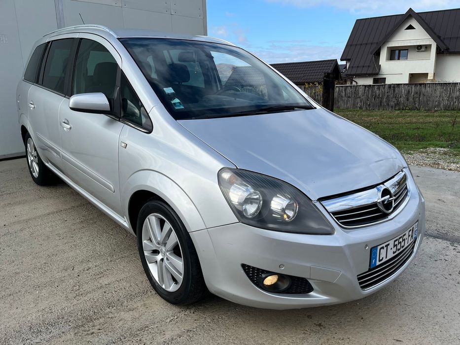 Opel Zafira B 1.7 diesel / 7 locuri / an 2008.09