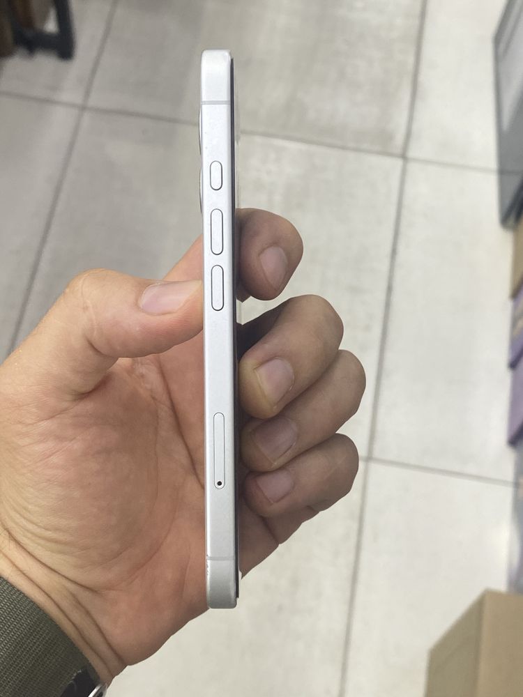 iPhone 16 128gb