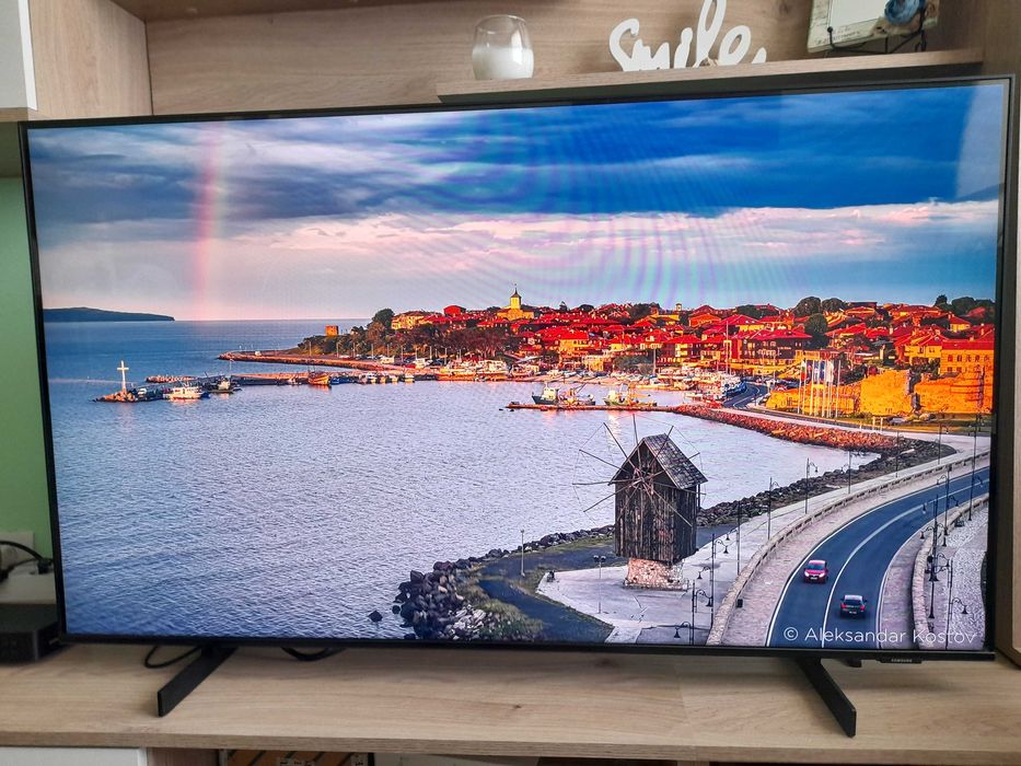 Телевизор Samsung UE50TU8072 50"