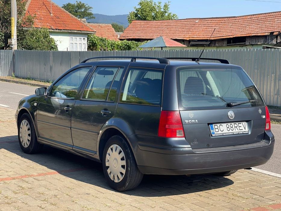 Vând Volkswagen Bora