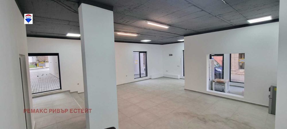 Дава се под наем Магазин в Русе, Родина 1 - 104 кв.м за 612 € - Снимка #13