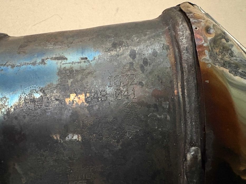 Оригинален катализатор БМВ М2 Ф87 М3 Ф80 М4 Ф82 1-3 Цилиндър