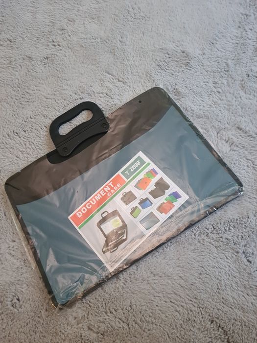 Geanta documente noua