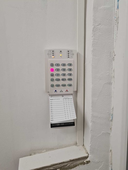 Kit alarma wireless sau cablata !