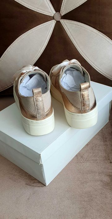 Adidas - BENVENUTI, mărimea 37