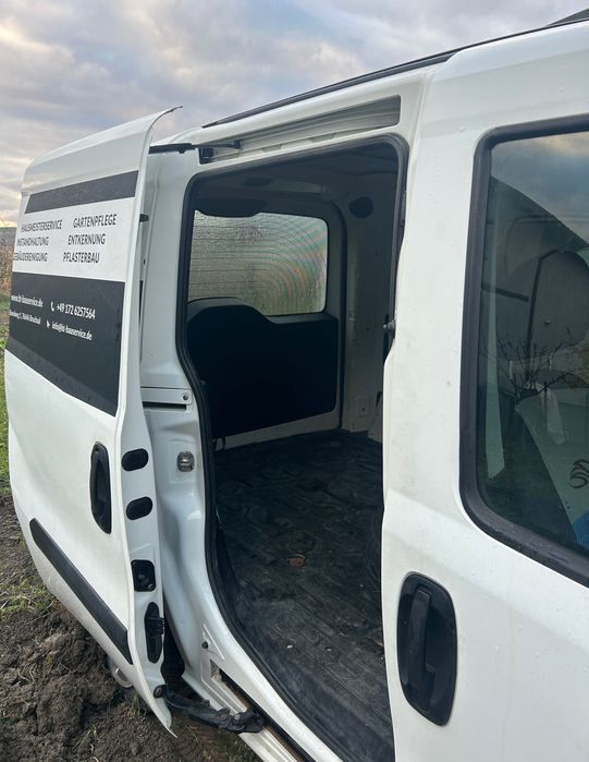 vând opel combo 2013