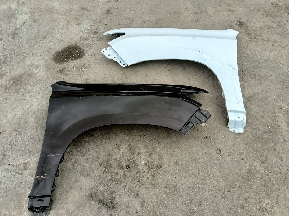 Aripa Stângă - Dreapta Lexus GX 460