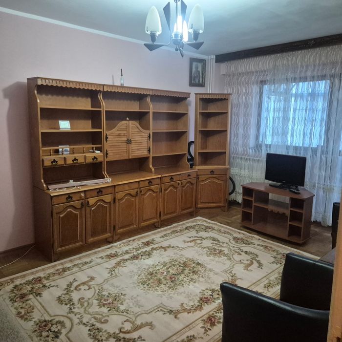 Inchiriez apartament 2 camere