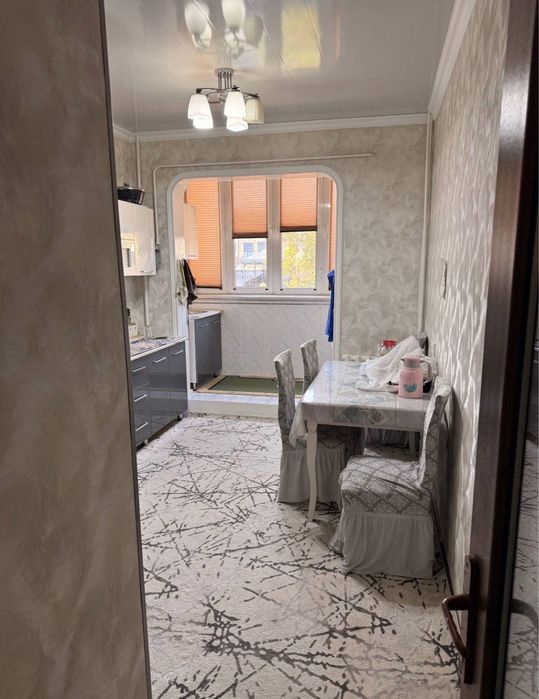 2х комнатная квартира около Паруса