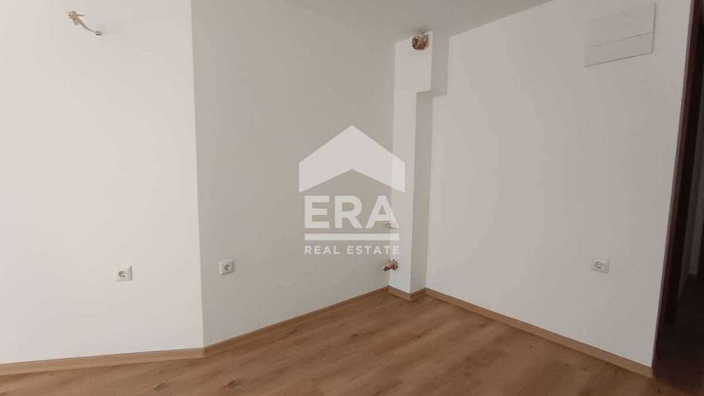 Продава се Двустаен апартамент в Варна, Трошево - 42 кв.м за 1520 €/кв.м - Снимка #2