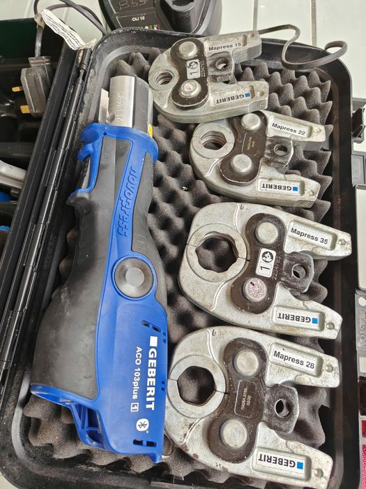 Geberit aco 103 plus 1 presa sertizare cu bacuri 15-22-28-35