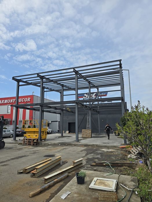 Vindem o gama de structuri metalice din profile metalice