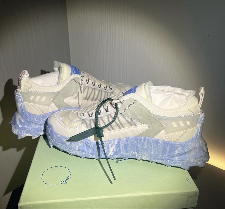 Adidasi off white odsy 1000