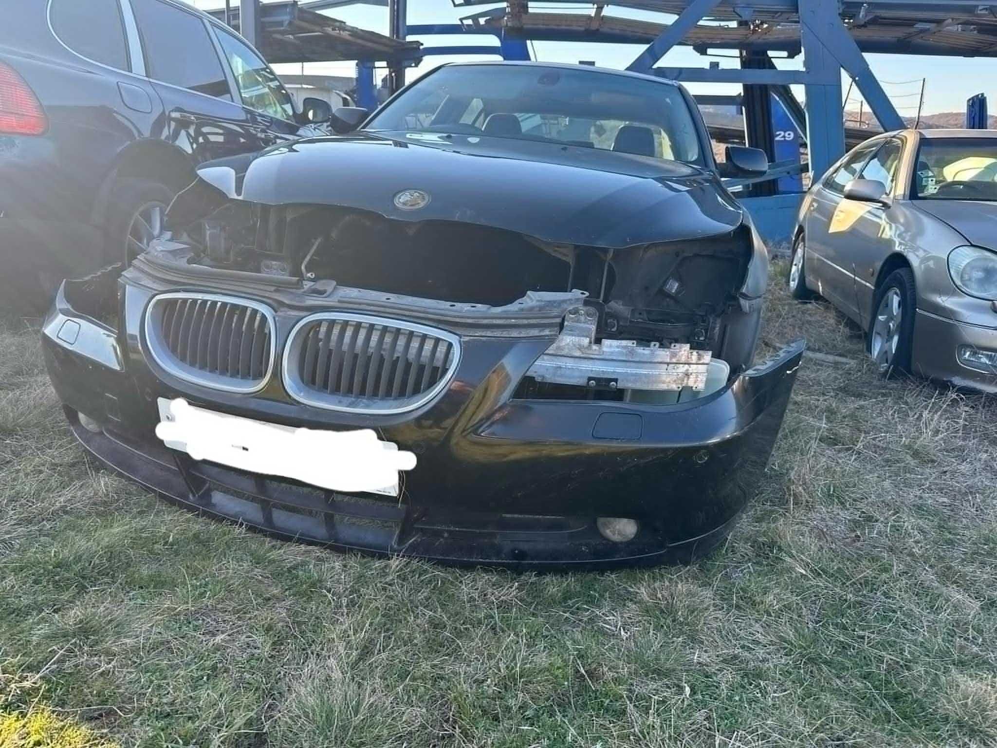 Предна броня и Преден капак за BMW 530d 2004