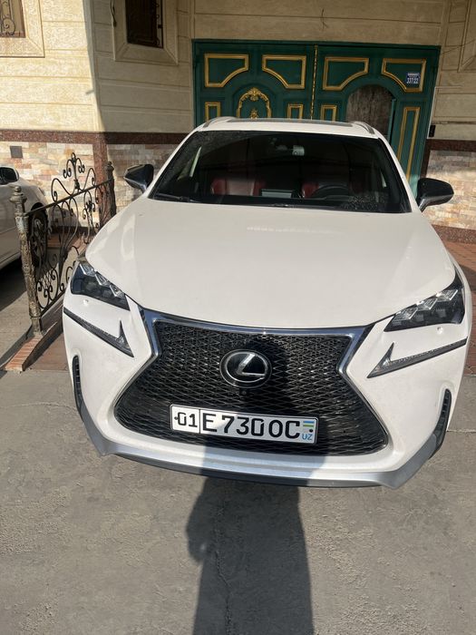 Продается Лехус  нх200