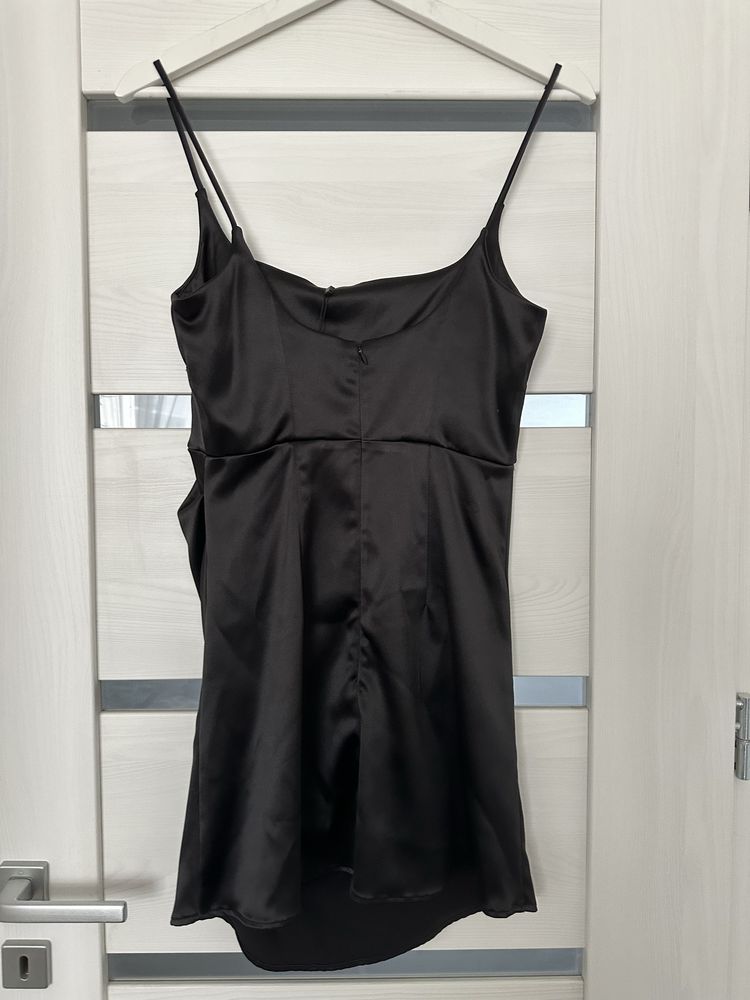 Нова Къса черна рокля Zara (с етикет)
