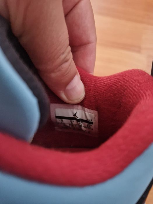 Adidași Jordan Retro patru