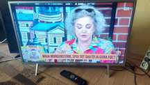 Tv. Led  Philips smart 80 cm.