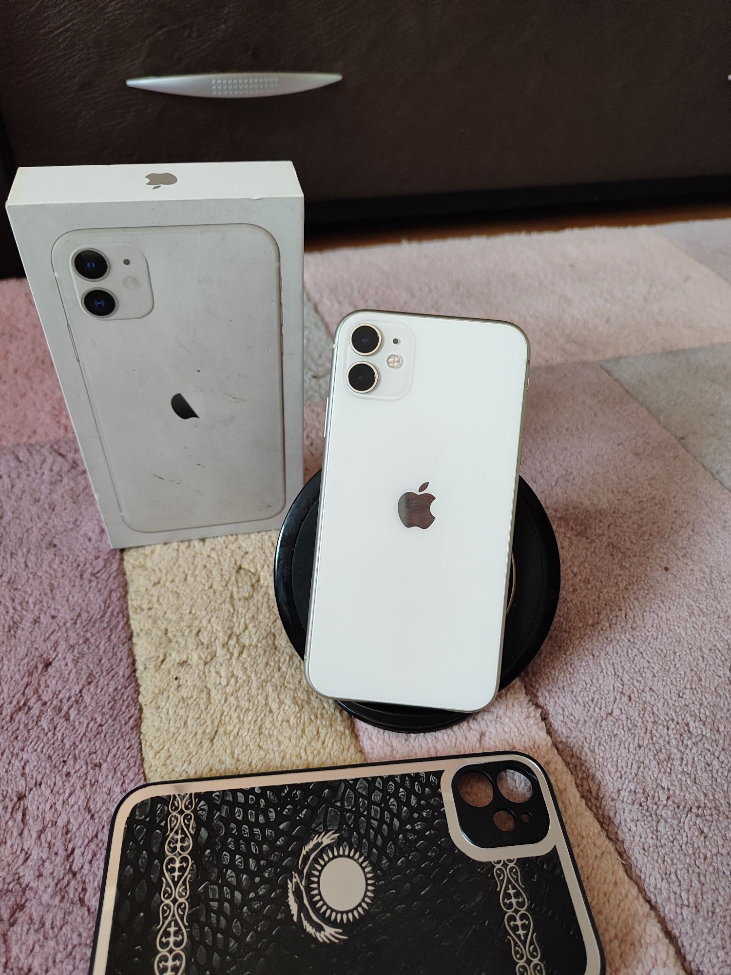 iPhone 11  128гб айфон