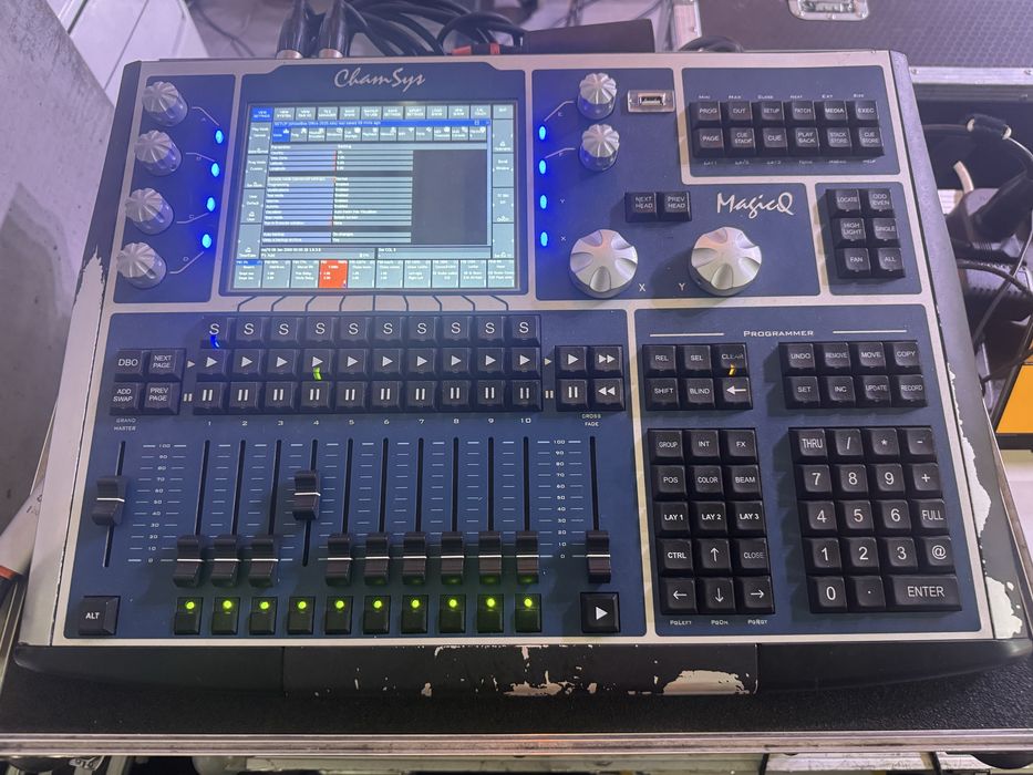 Comanda lumini Chamsys