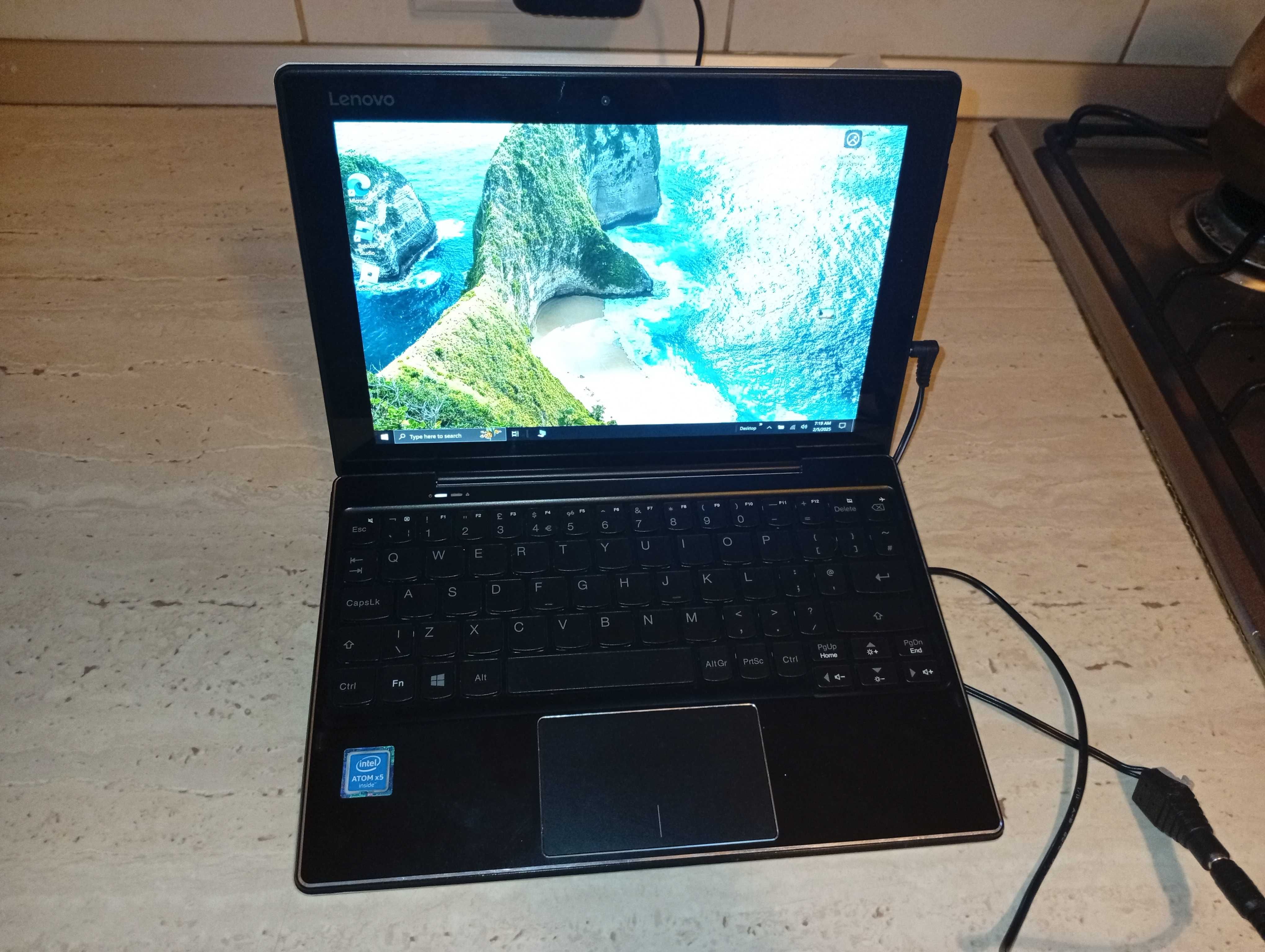Vând laptop-tableta touchscreen Lenovo 2in 1