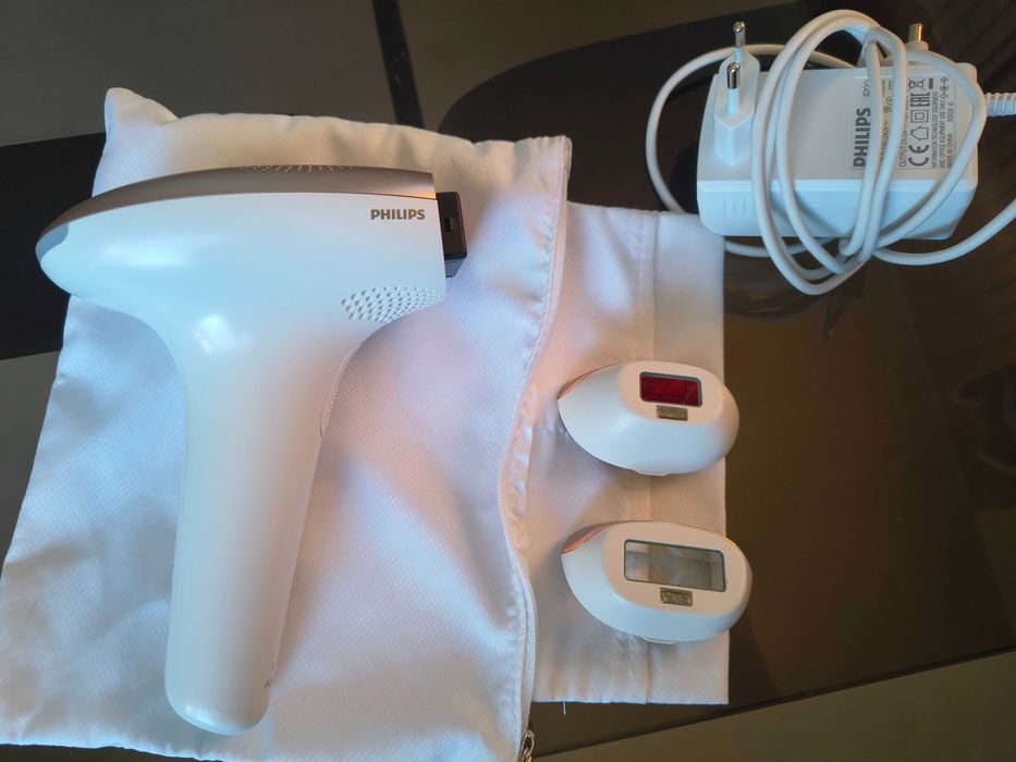 Фотоепилатор Philips Lumea Advanced