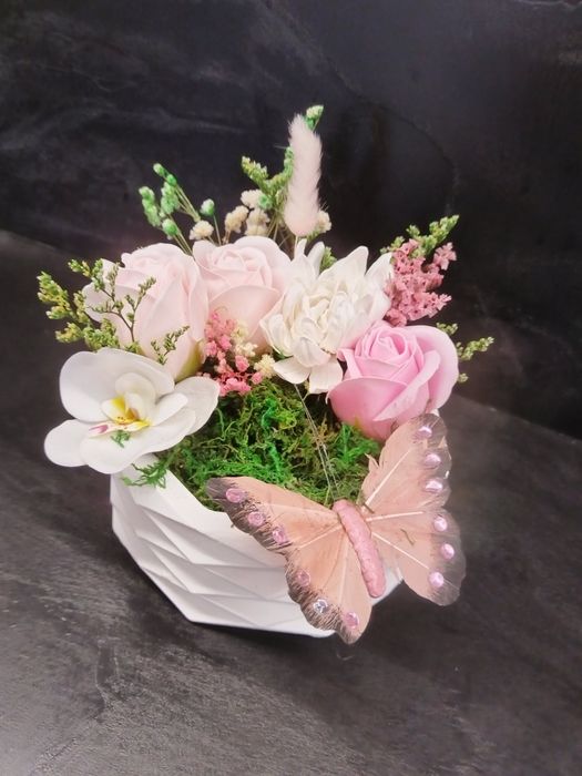 Ръчна изработка от сапунени рози