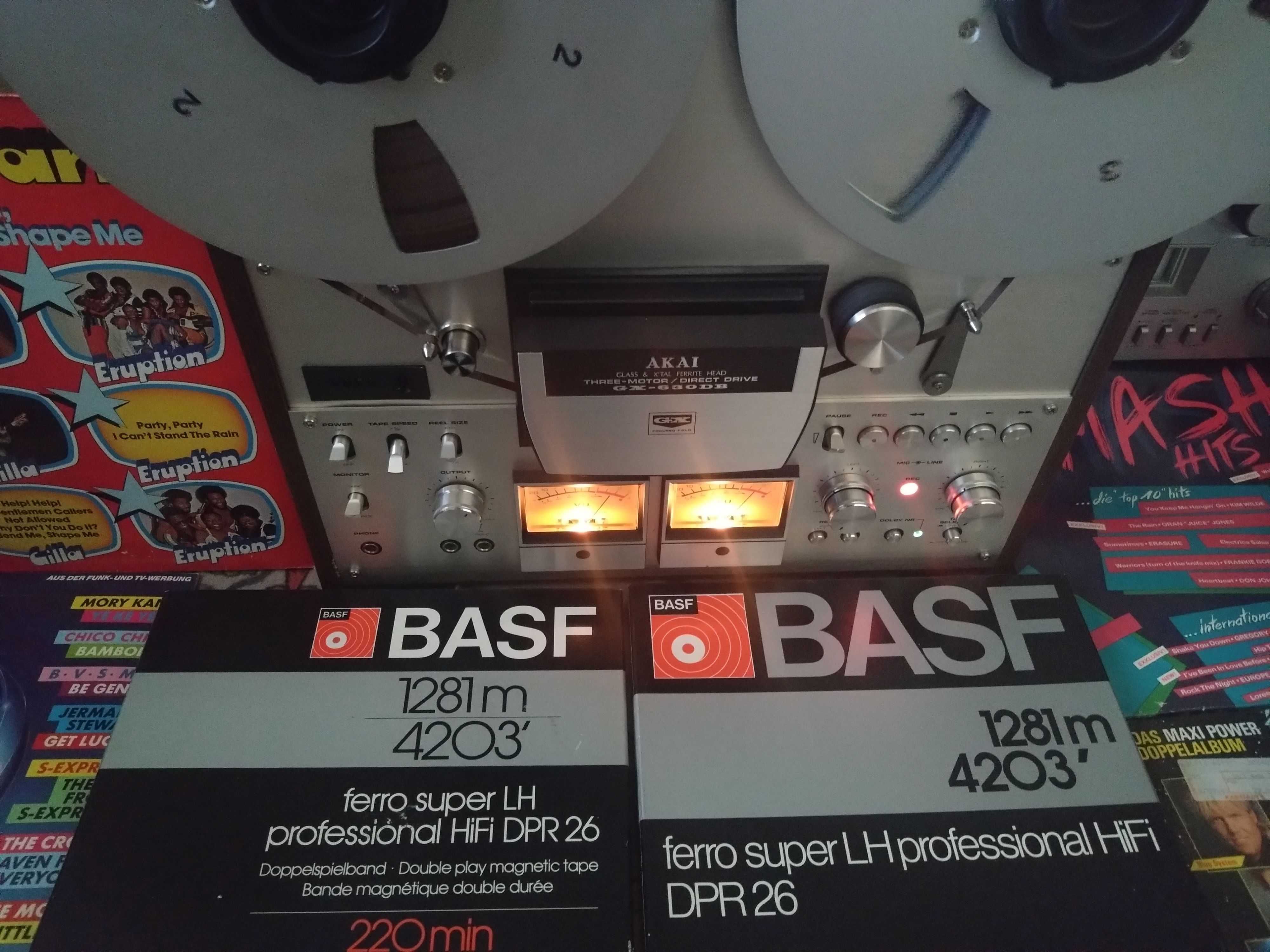 Magnetofon Akai GX-630DB Three-Motor/Direct Drive cu Role si Adaptoare