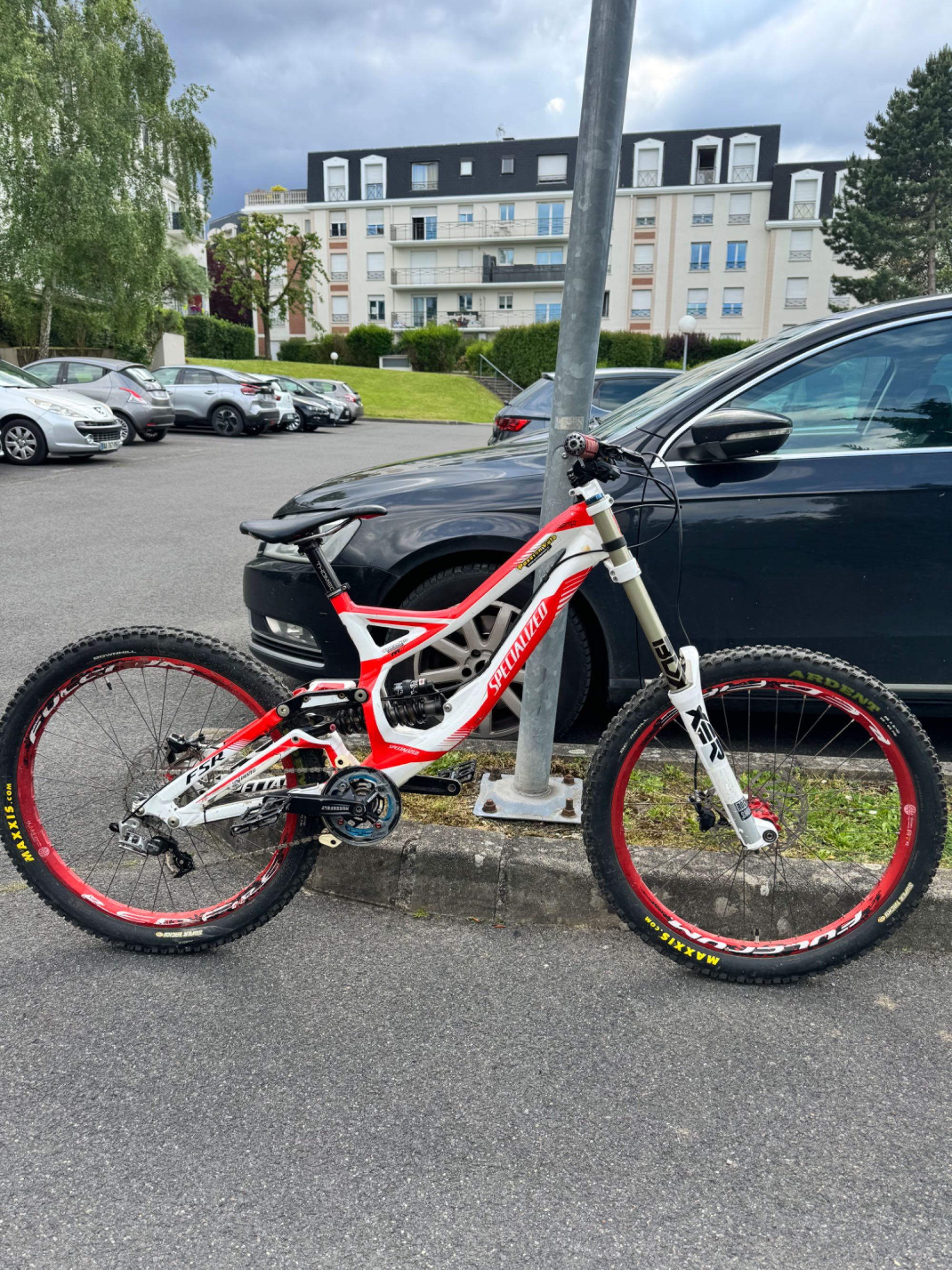 Specialized demo 8 Dh